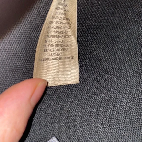 Burberry Tote Bag - Picture 6 of 6